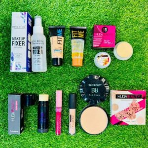 7 in 1 Mini Makeup Deal | Complete Kit for Everyday Beauty